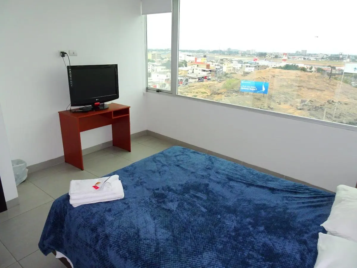 1340 Quo Habitacion En Lujoso Departamento A 1 Minuto Del Aeropuerto Гуаякиль
